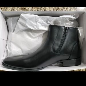 Calvin Klein boots - 13 men- Chelsea design new with box size